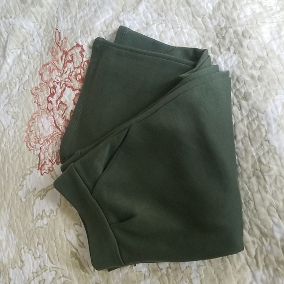 High Waisted Pants - Picture 4 of 4